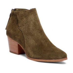 BOGO FREE 🌵NWOT Sole Society Olive Suede Booties